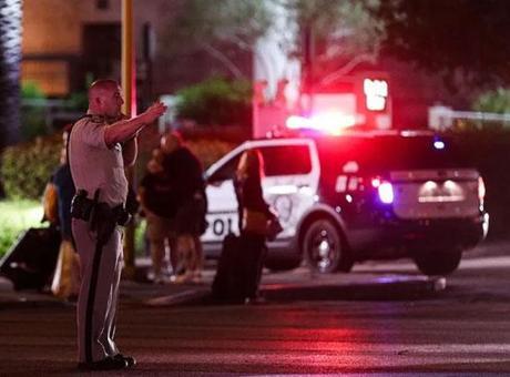 Rhode Island'daki Liseli Buz Hokeyi Maçında Silahlı Saldırı: 2 Ölü