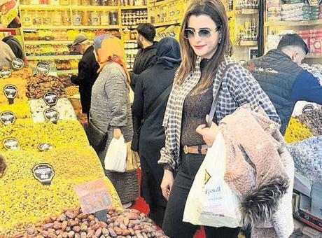 Eminönü'nde Ramazan Alışverişi: Fiyatlar Vatandaşın Cebini Yakıyor