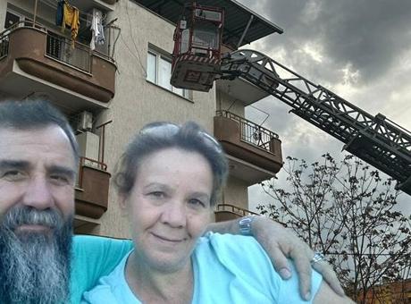 Manisa'da Şok Olay: İki Günden Fazla Haber Alınamayan Çiftten Biri Hayatını Kaybetti, Diğeri Baygın Bulundu