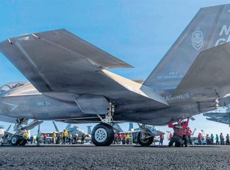 ABD'nin Orta Doğu'ya Askeri Sevkiyatı: İran'a Hava Harekatı İhtimali Artıyor