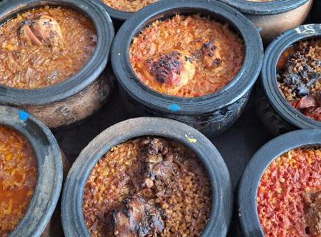 İskilip'te Geleneksel Keşkek Heyecanı: 8 Saatlik Pişirme Süreciyle İftar Sofralarını Şenlendiriyor