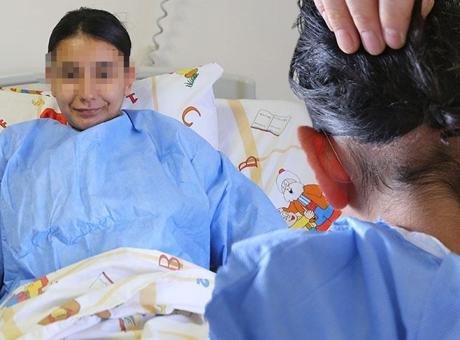 Depremin Ardından Gelen Korkutucu Alışkanlık: 14 Yaşındaki Kızın Midesinde 3 Kilo Saç Yumağı Bulundu