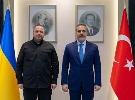 Dışişleri Bakanı Hakan Fidan, Ukrayna Ulusal Güvenlik Sekreteri Umerov ile Ankara'da Görüştü