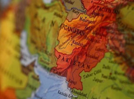 Afganistan-Pakistan Sınırında Gerginlik: Büyük Çatışma Başladı
