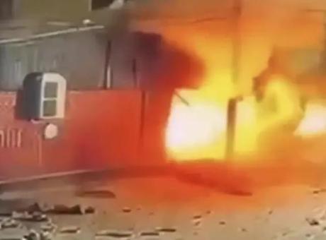 Kazakistan'da Kafede Gaz Tüpü Patladı: 7 Ölü, 19 Yaralı