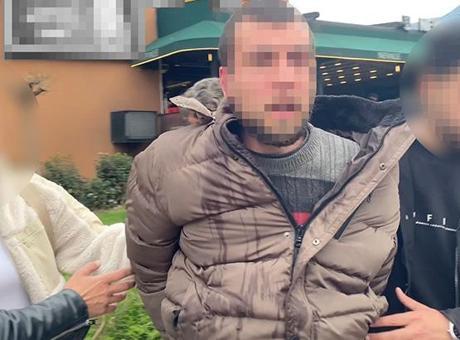 Bursa'da Taciz Girişimi: Kalabalık Linçten Kurtardı, Polis Müdahale Etti