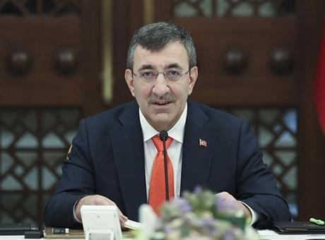 Cumhurbaşkanı Yardımcısı Yılmaz, Türkiye Ekonomisindeki Büyüme Verilerini Değerlendirdi