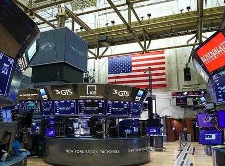 New York Borsasında Sert Düşüş: Dow Jones 500 Puanın Üzerinde Değer Kaybetti