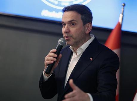 Enerji ve Tabii Kaynaklar Bakanı Bayraktar, Toronto'da PDAC 2026 Kongresi'nde