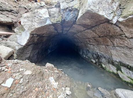 Trabzon'da Tarihin Derinliklerinden Gelen Roma Tüneli Keşfedildi