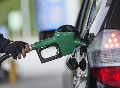 Akaryakıt Fiyatlarında Eşel Mobil Sistemi Yeniden Uygulanmaya Başlandı