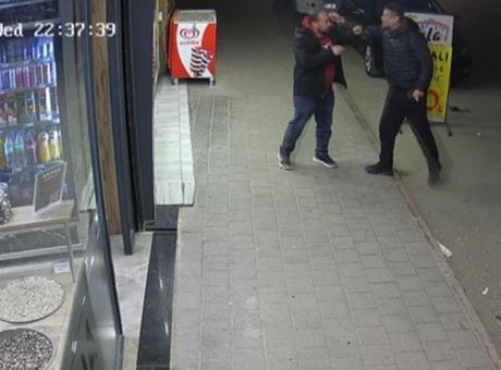 A kardeşler arasındaki alacak-verecek tartışması kavgaya dönüştü