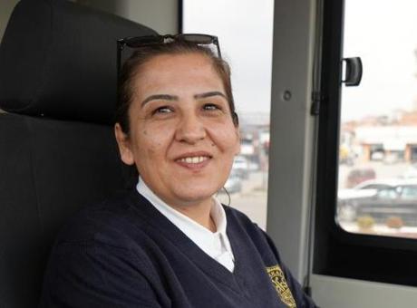 Kırıkkale'nin İlk Kadın Otobüs Şoförü Özlem Özcan Satılmış: 'Hayalimi Gerçekleştirdim'