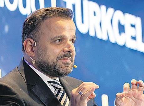 Turkcell, 5G İhalesinde Rekor Kırdı: Yatırımlarını Artırarak Hızlanıyor