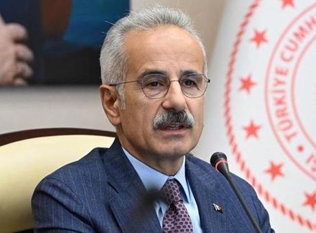 Bakan Uraloğlu'ndan Dünya Kadınlar Günü Mesajı: 'Kadınların Gücü, Türkiye'nin Temel Taşıdır'
