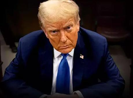 Trump'tan İran Açıklaması: Saldırıların Süresi Kararını Kendim Vereceğim