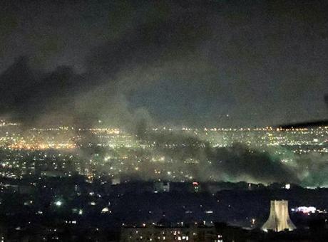 Irak Savunma Bakanlığı'ndan Sert Açıklama: Hava Üslerine Yapılan Saldırılara Göz Yummayacağız