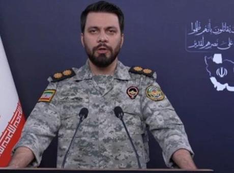 İran'dan Umman'daki Yakıt Tankerleri Hakkında Açıklama: 'Hedef Almadık'