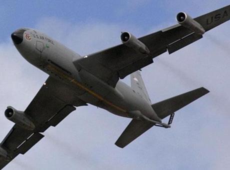 ABD'ye Ait Yakıt İkmal Uçağı Irak'ta Düştü