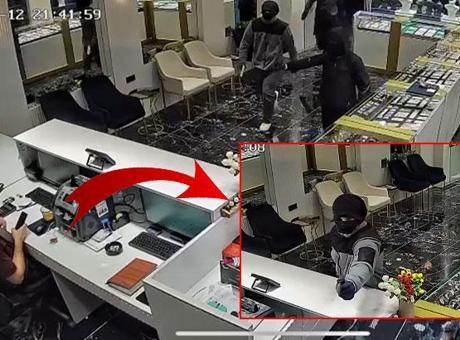 Kuyumcunun 15 Günlük Kabusu: Çay Kazanıyla Direniş