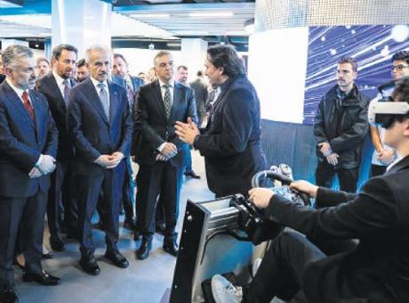 Türk Telekom'dan 5G Deneyim Merkezi: 17 Farklı Senaryo ile Yenilikçi Görüşler