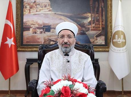 Diyanet İşleri Başkanı Safi Arpaguş'tan Kadir Gecesi'ne Özel Mesaj