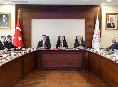 Gıda ve Tarımsal Ürün Piyasaları İzleme Komitesi Toplandı: Yeni Yol Haritası Belirlendi