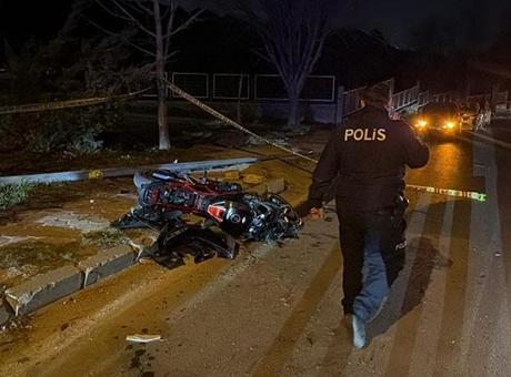 Yeni Evlenen Emirhan, Motosiklet Kazasında Hayatını Kaybetti