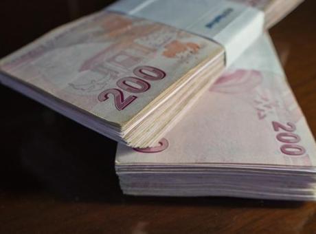 Bayram Öncesi Faizsiz Kredilerde Yeni Fırsatlar: Bankalar Faiz Oranlarını Aşağıya Çekiyor