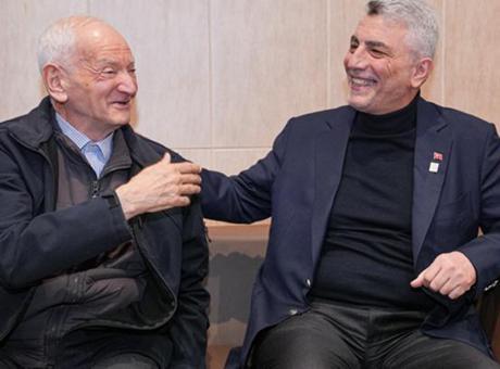 Ticaret Bakanı Ömer Bolat, Darülaceze Sakini Fuzuli Nedim Şimşek'i Ziyaret Etti