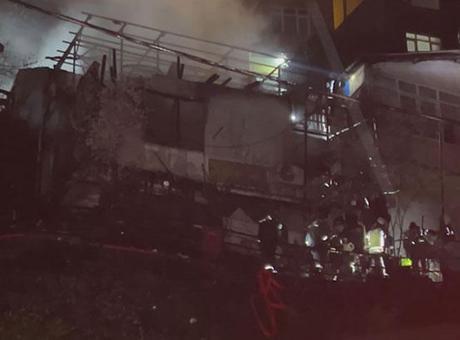 Sarıyer'de Gecekonduda Yangın: 4 Kişi Yaralandı