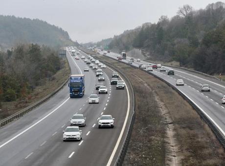 Bayram Tatili Dönüşünde Anadolu Otoyolu'nda Yoğunluk Yine Artış Gösterdi