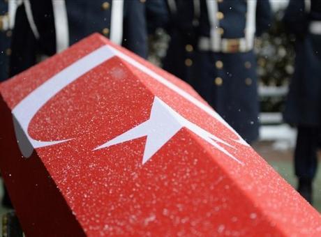 Katar'daki Askeri Helikopter Kazasına Politikacılardan Taziye Mesajları