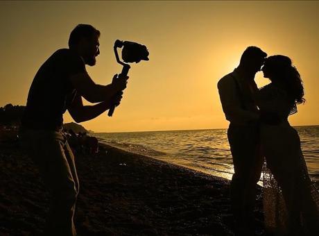 Düğün Sezonu Öncesi Çiftlere Uyarı: Kayıt Dışı Fotoğrafçılara Dikkat!