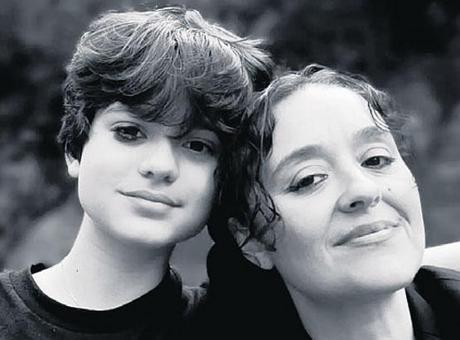 Tehditlerle Mücadele Eden Anne: 'Oğlumun Katilleri Serbest, Acil Yardım İstiyorum'