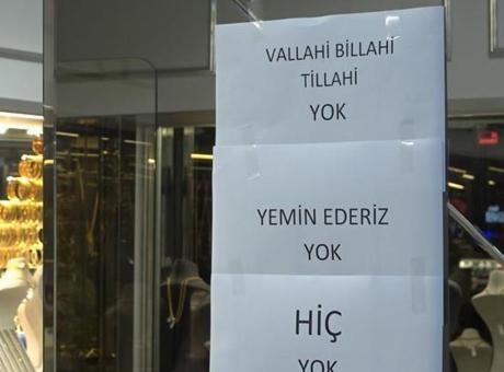 Kuyumcularda Altın Gerginliği: 'Vallahi, Billahi Yok' Yazısı Tüm Dikkatleri Üzerine Çekti
