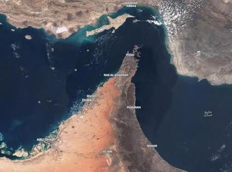 İran Hürmüz Boğazı'nda Geçiş Kurallarını Yeniden Belirledi