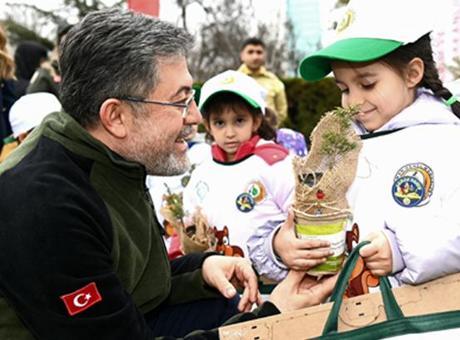 Bakan Yumaklı: Diktiklerimiz, Geleceğimizin Yeşil İhtiyaçlarının Teminatı