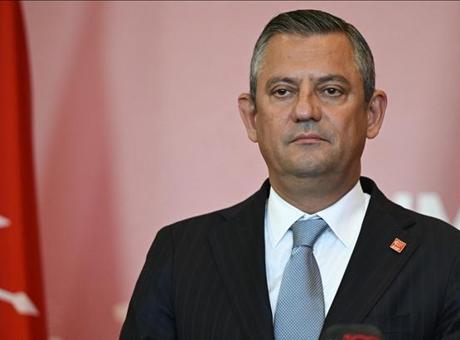 CHP Lideri Özel'den Barzani'ye anlam dolu geçmiş olsun mesajı