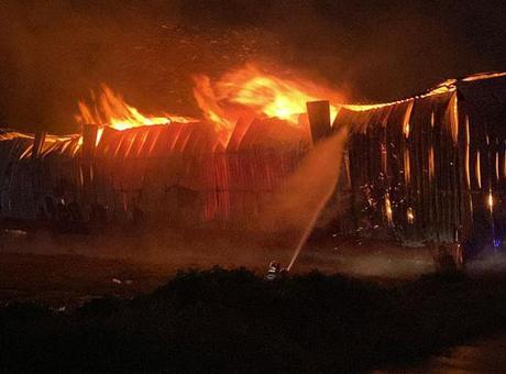 Osmaniye'de Kağıt ve Karton Fabrikasında Yangın Çıktı