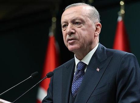 Cumhurbaşkanı Erdoğan, A Millî Takım'ı Dünya Kupası'na Katılmayı Başardığı İçin Kutladı