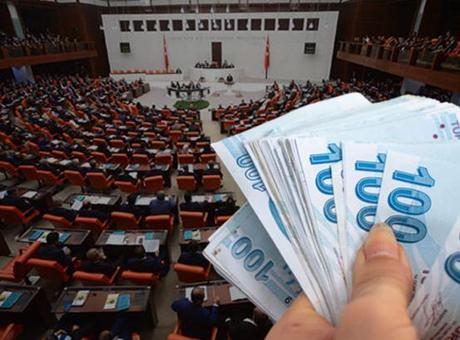 Sosyal Medya ve Doğum İzni Düzenlemeleri Üzerine Kanun Teklifi TBMM Komisyonunda İnceleniyor