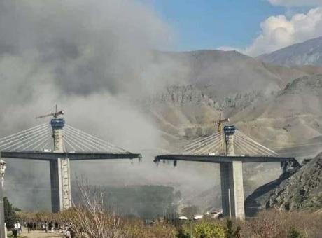 B1 Köprüsü'ne Saldırı: İran'da 8 Sivil Hayatını Kaybetti