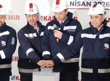 Enerji Bakanı Bayraktar, Çağrı Bey Sondaj Gemisi ile Somali'de Sondaj Faaliyetlerine Başlıyor