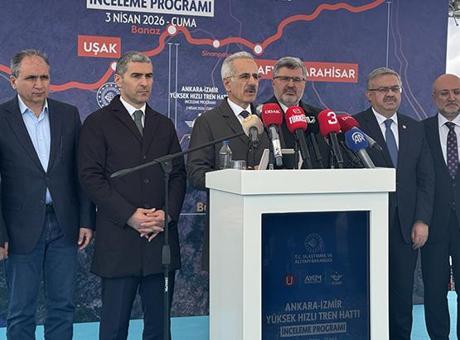 Ulaştırma Bakanı Uraloğlu: 11,5 Milyon Vatandaş Yüksek Hızlı Tren Konforuna Kavuşacak