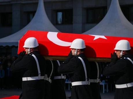 Adalet Bakanı Gürlek'ten Şehit Polis Memuru Seçkin Yalçın'a Taziye Mesajı