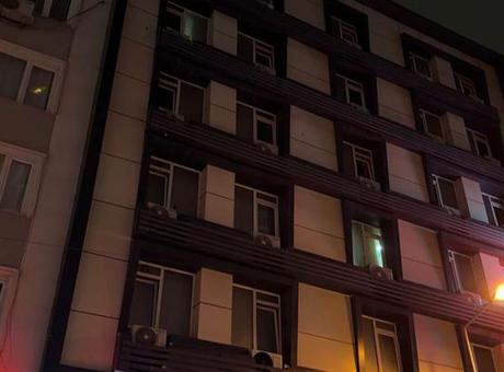 Bahçelievler'de Genç Kadın Otel Odasında Ölü Bulundu: Bıçak Yarası Tespit Edildi