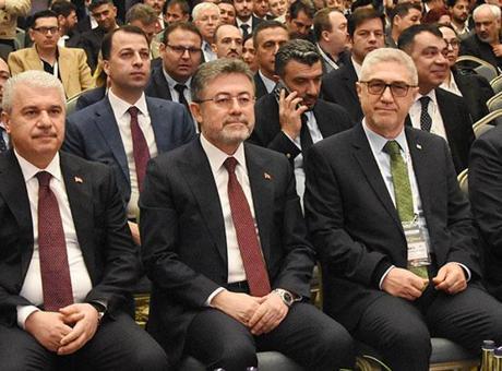 Bakan Yumaklı: Türkiye'de Gübre Krizi Söz Konusu Değil