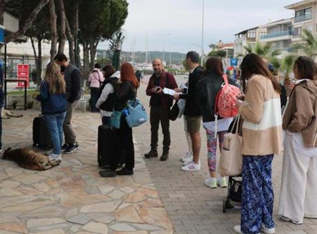 Yunan Adalarına Kapıda Vize Uygulaması Uzatıldı: Türk Ziyaretçi Sayısı 5 Kat Arttı