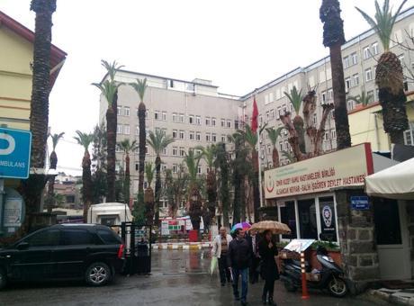 İzmir'de Yürek Burkan Vaka: Oğul ve Anne Kalp Krizinden Hayatını Kaybetti